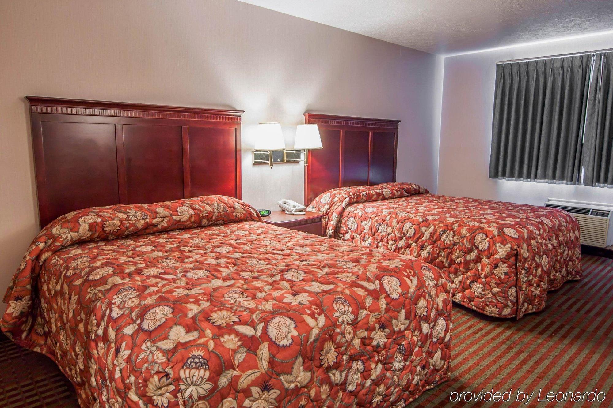 Bridgeway Inn & Suites Sublimity Exteriör bild