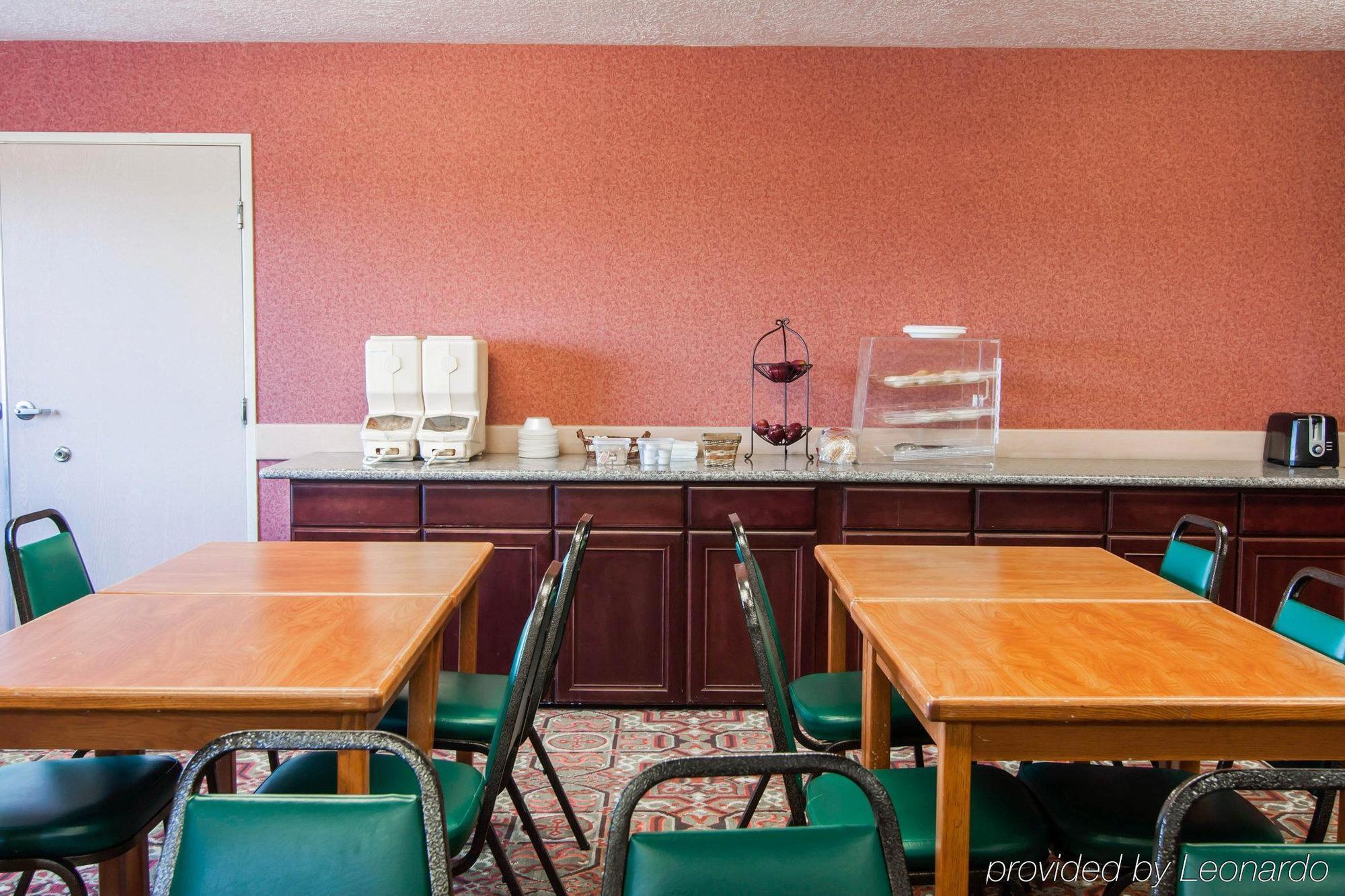 Bridgeway Inn & Suites Sublimity Exteriör bild